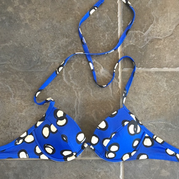 Victoria’s Secret Bikini Top - Picture 1 of 2